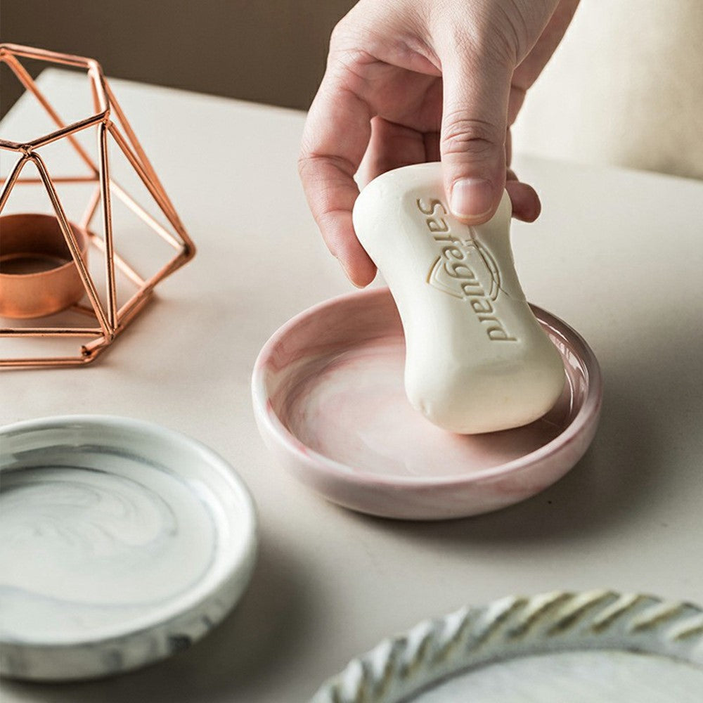 Tvålfat – i keramik, dekorativ design