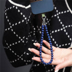 Mobilband med lapis lazuli-pärlor – handrem till telefon